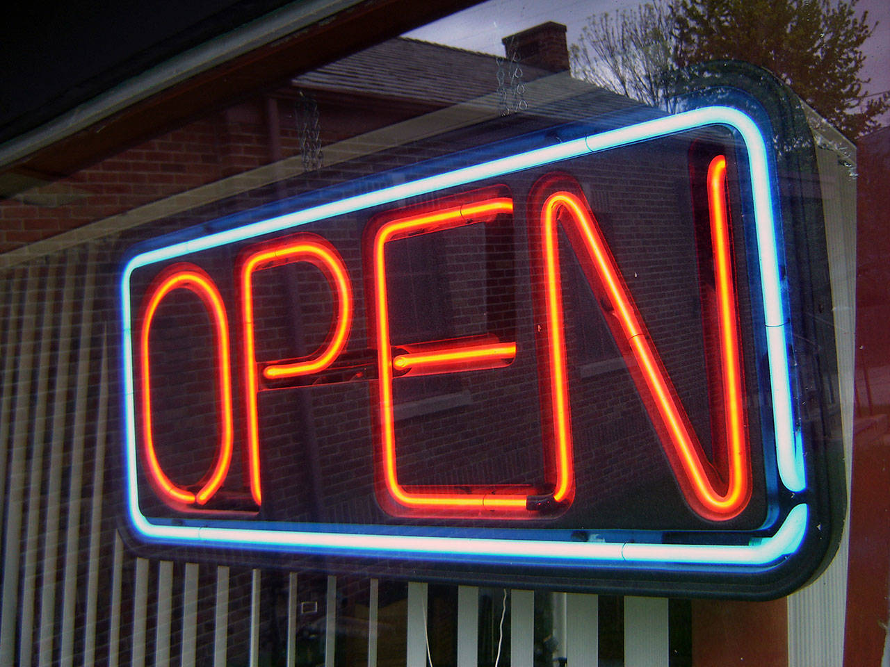 Businesses that open before the governors orders allow them to could be fined nearly $10,000. Image courtesy Wikimedia Commons