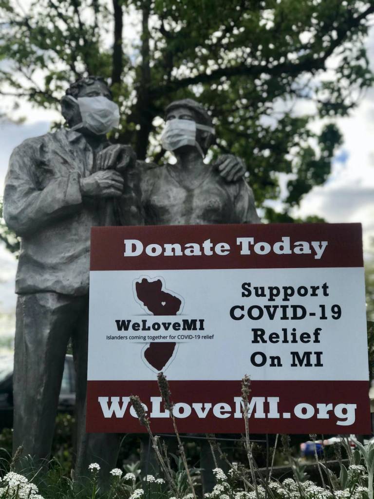 Signs advertising the campaign were placed throughout Mercer Island. Photo courtesy Sharon Perez