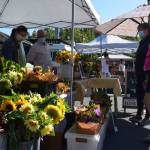 People bring ‘good vibes’ to the Mercer Island Farmers Market