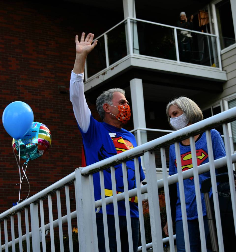 Bob Howell waves to the crowd following the parade. Andy Nystrom/ Reporter