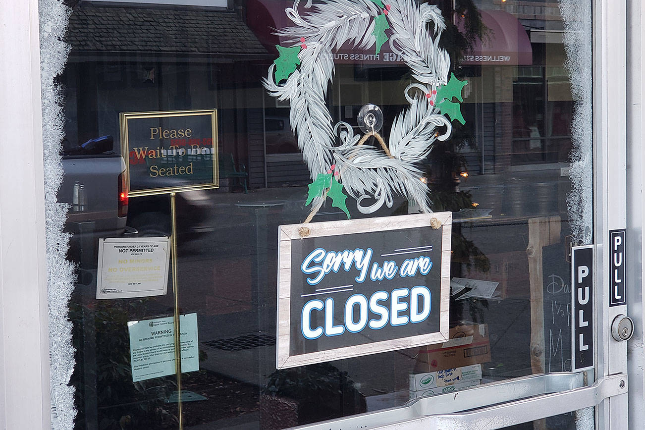 A closed sign at Jacksons restaurant on Cole Street in downtown Enumclaw. Sound Publishing file photo