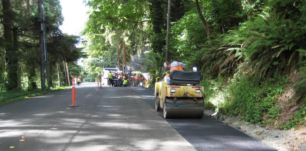 Construction takes place on one of the citys East Mercer Way roadside shoulder paving projects. Courtesy of the city of Mercer Island