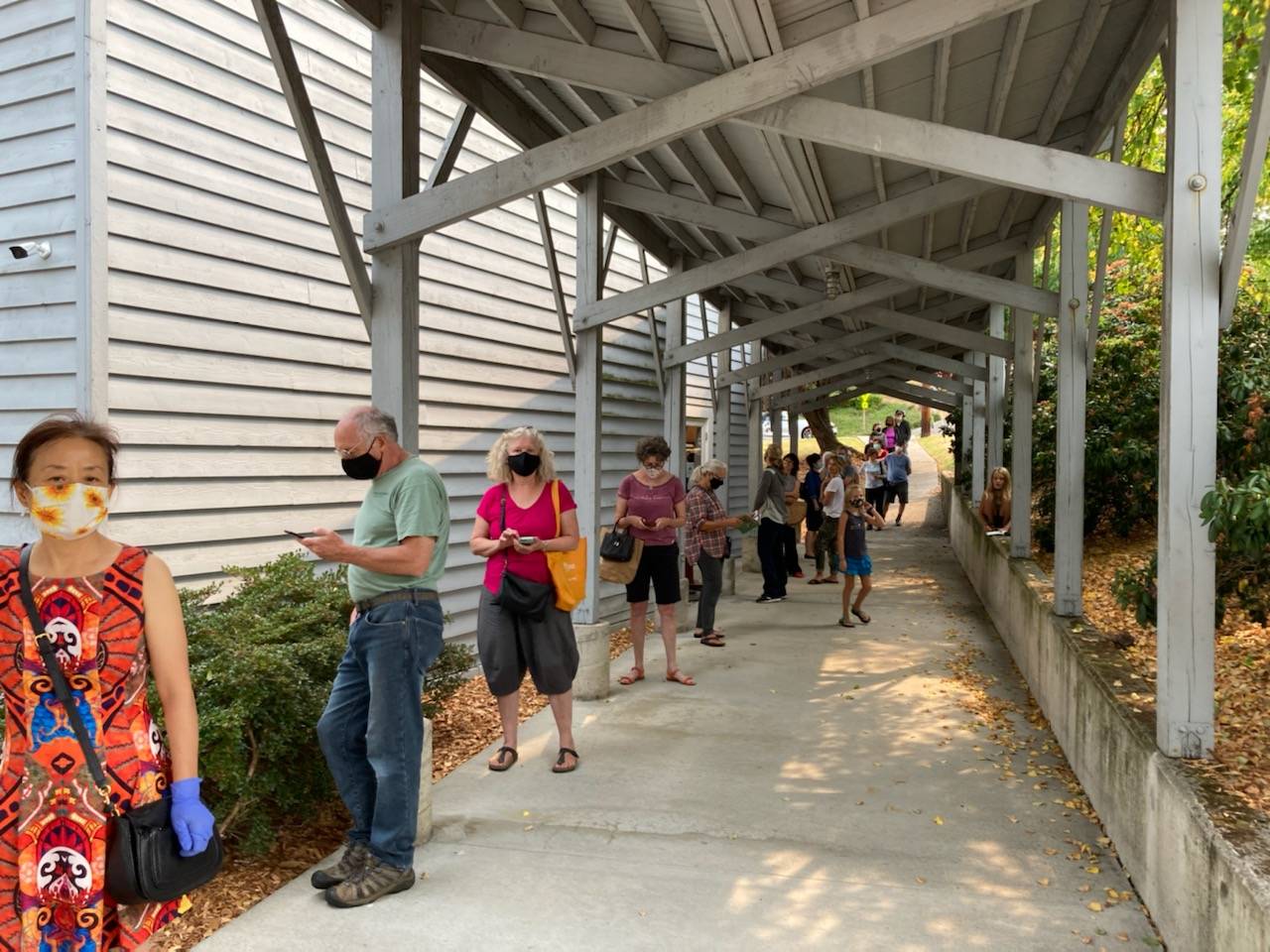 Eager Mercer Island Thrift Shop customers line up before the 11 a.m. opening on Sunday. Photo courtesy of the city of Mercer Island