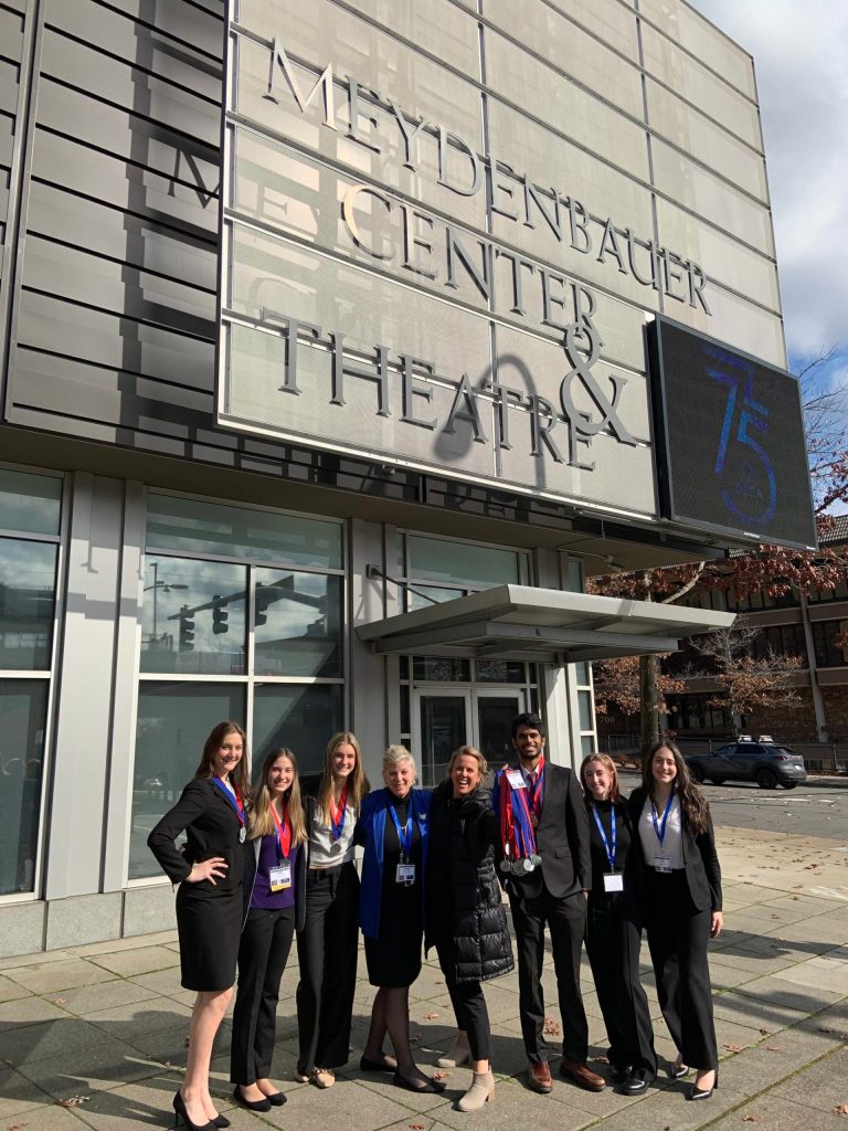 Mercer Island High School DECA officers and advisers from left to right: Julia Brondello, Kayla Friedman, Hannah Hobson, Jen McLellan, Shannon Tapp, Sai Pipavath, Julia Wilson and Alex Weil. Courtesy photo