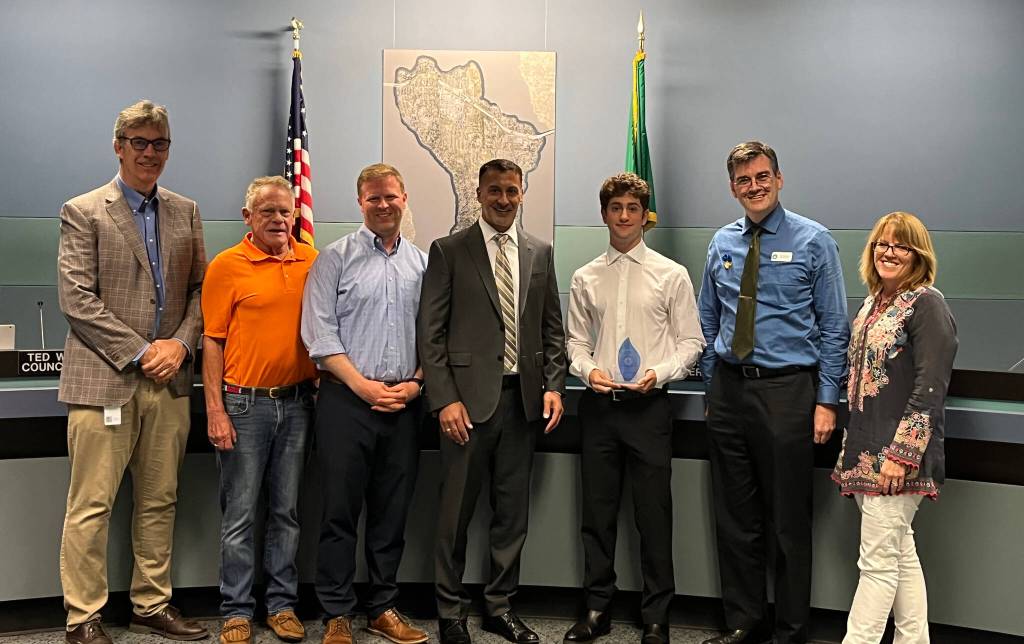 From left to right: City councilmembers Craig Reynolds and Jake Jacobson, Deputy Mayor David Rosenbaum, Mayor Salim Nice, Avi Schiffmann and city councilmembers Ted Weinberg and Wendy Weiker. Photo courtesy of the city of Mercer Island