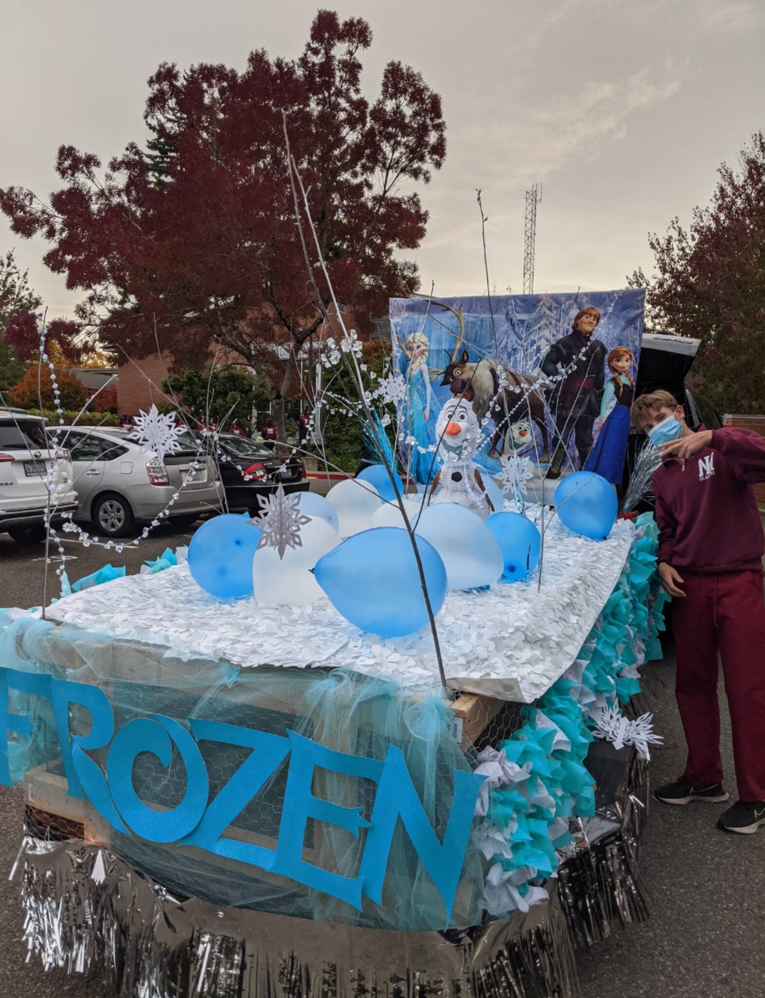 A Frozen float makes an appearance at last years Mercer Island High School Homecoming Parade. Photo courtesy of the Mercer Island School District