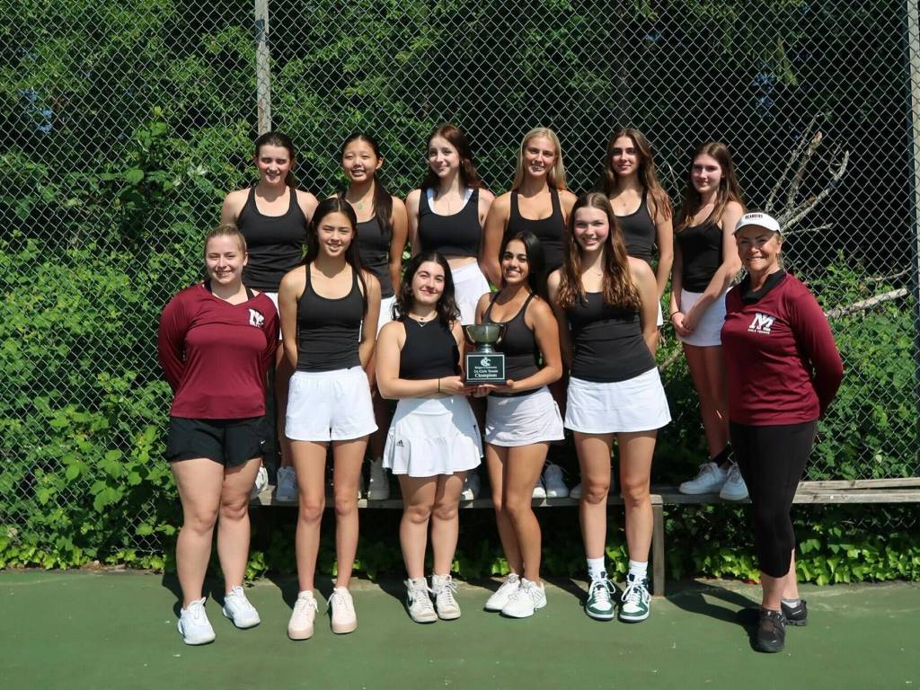 Mercer Island High Schools girls tennis team. Courtesy photo