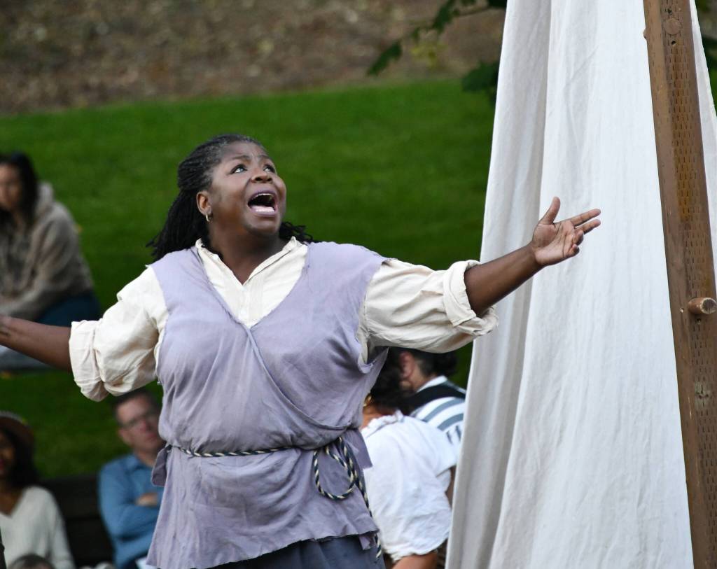 Emotional speech during The Tempest. Andy Nystrom/ staff photo