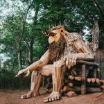 Oscar the Bird King on Vashon Island. (Photo courtesy of vectorbug)