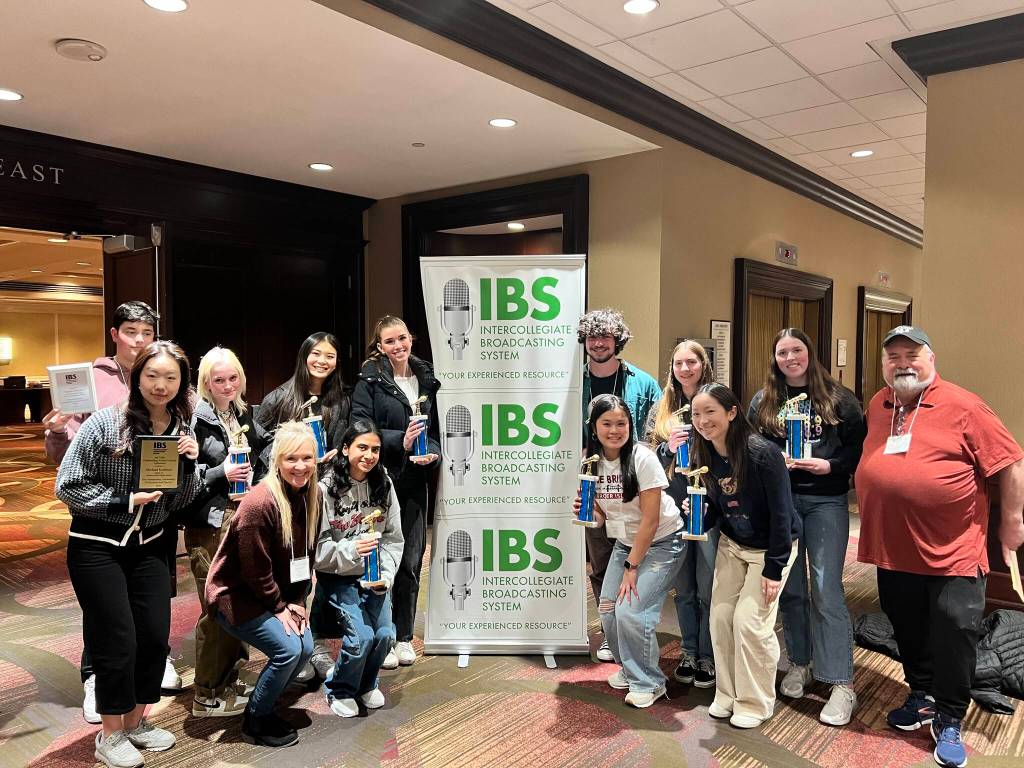 Mercer Island High Schools KMIH 889 The Bridge staffers attended the Intercollegiate Broadcasting Systems annual Golden Microphone Awards on March 1 in New York City. KMIH students won eight awards. Courtesy photo