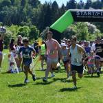 Mercer Trade Inc. Mothers Day 5K participants hit the Luther Burbank Park course on May 11. Andy Nystrom/ staff photo