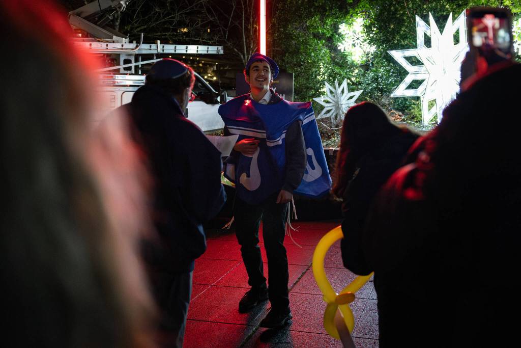 People sing and dance at the 2024 Chanukah celebration. Photo courtesy of Henry Rodenburg