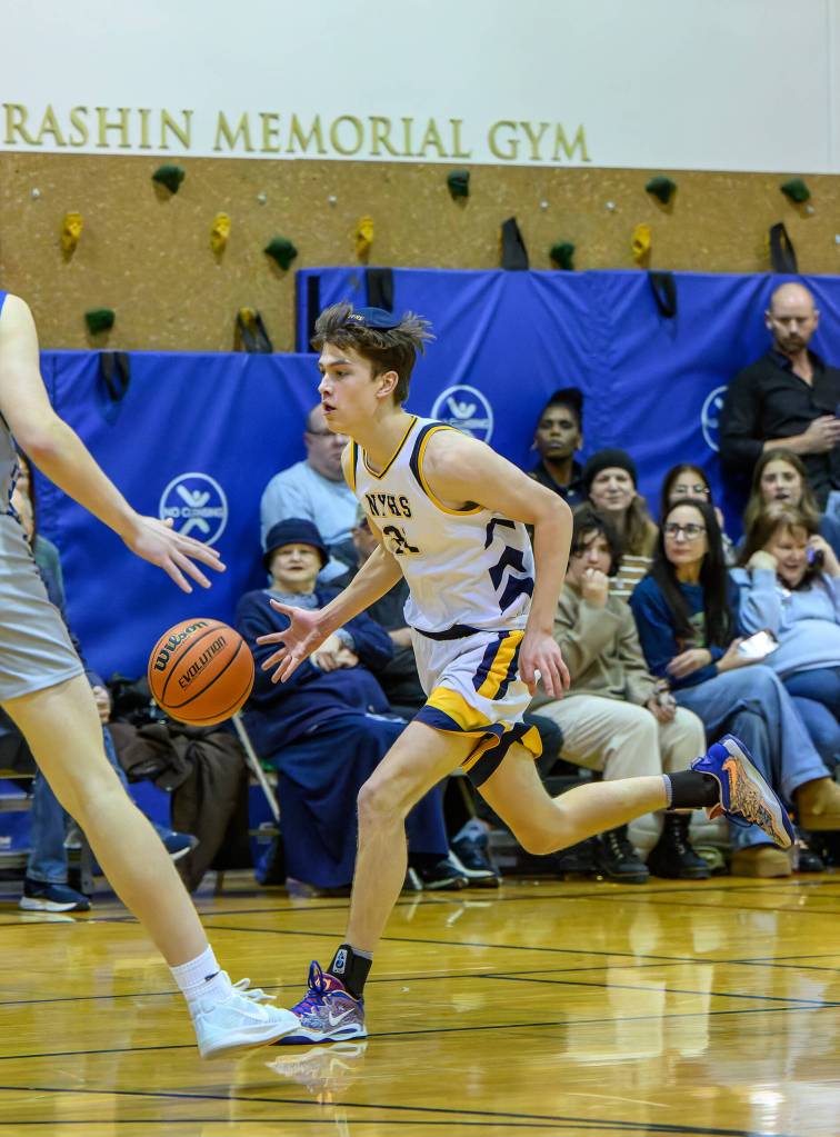 Sam Weichbrodt of NYHS vs. Mount Vernon Christian on Jan. 25, 2025.