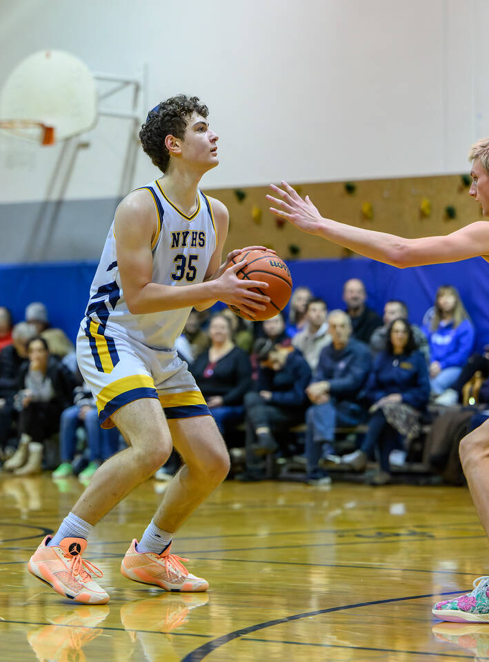 Leon Varon of NYHS vs. Mount Vernon Christian on Jan. 25, 2025.