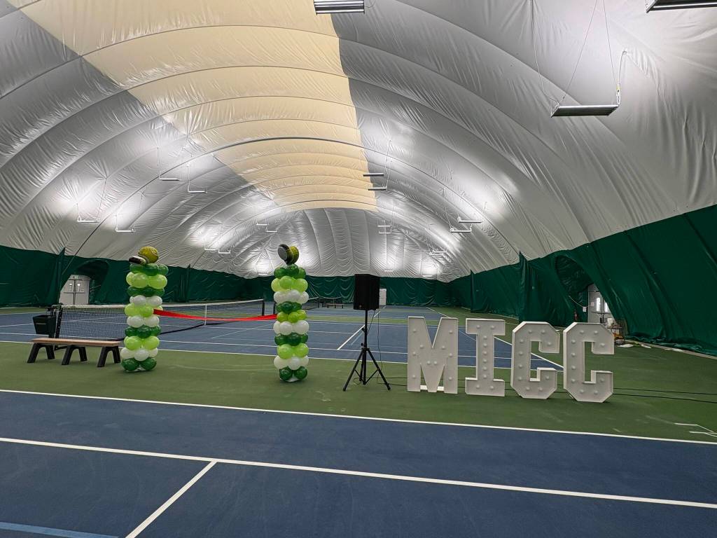 The new Mercer Island Country Club tennis/pickleball bubble. Courtesy photo