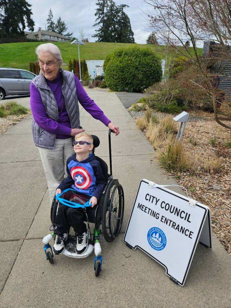 Lola Deane and Ford Parks. Photo by John Hamer