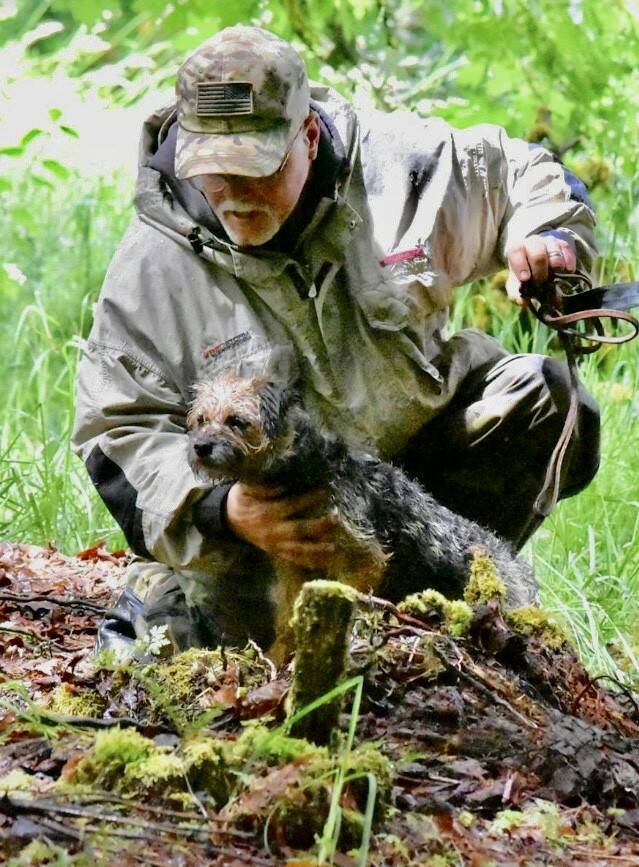 Curtis Lake sent this to me. He called it Pippa waiting to be released for her run. Courtesy photo