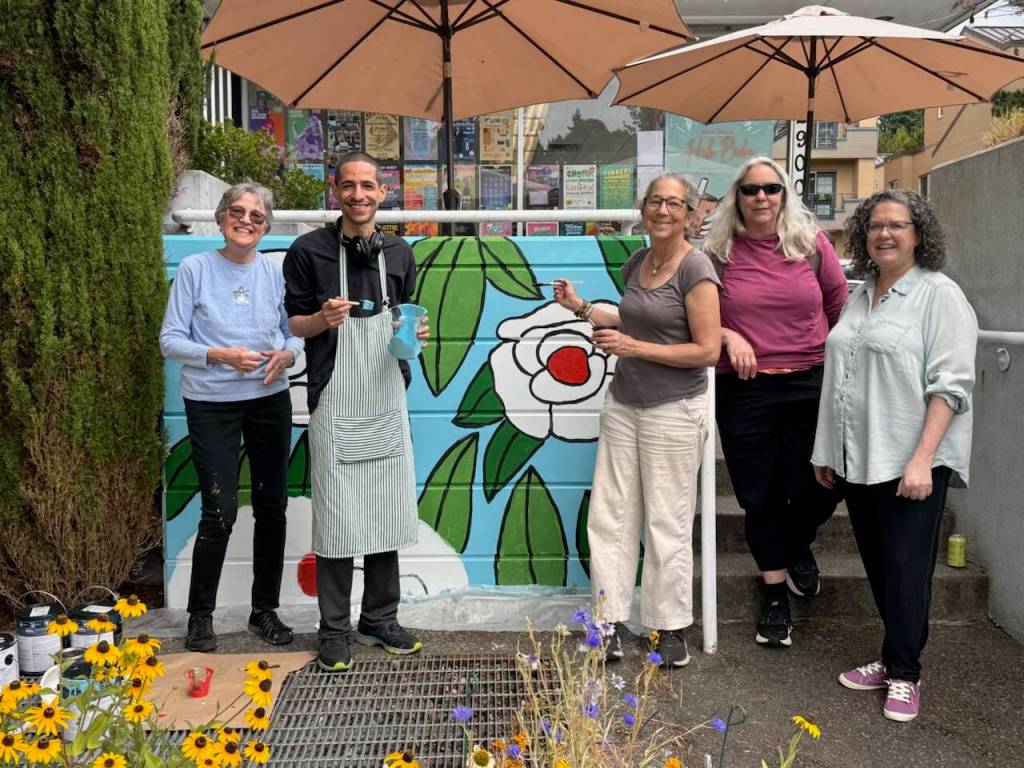 Mural artists Mary McKelvey, Daniel Menezes (lead artist), Anne Hritzay, Carol Whitaker and Adrianne Van Strander. Photo courtesy of the Mercer Island Visual Arts League