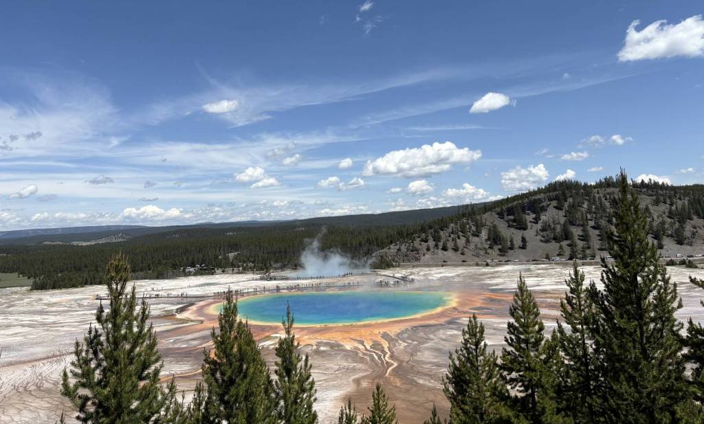 Prismatic Geyser. Photo by Mindy Stern