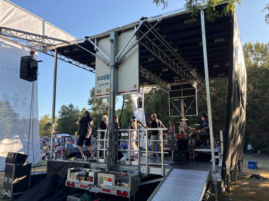 MIMX (Mercer Island Music eXperience) performs on July 24 at Mercerdale Park. Courtesy of the city of Mercer Island