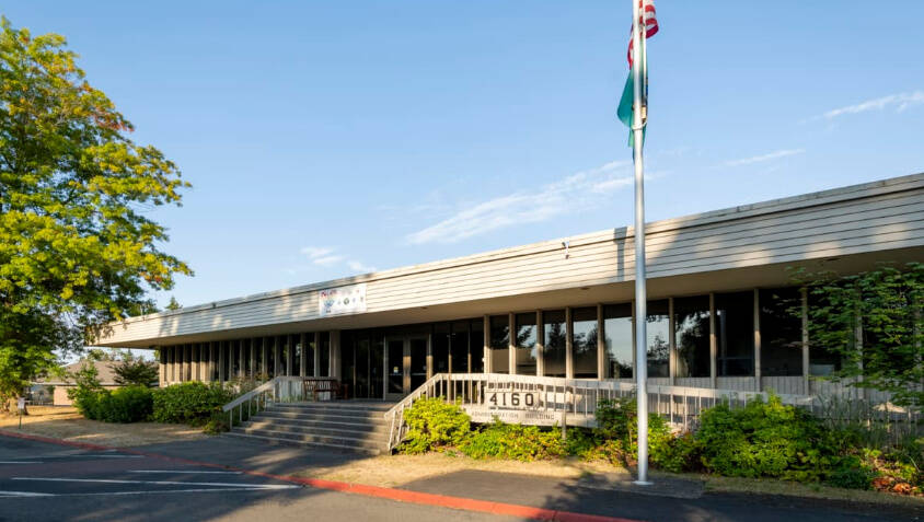Mercer Island School Districts Administration Building. Courtesy of the Mercer Island School District