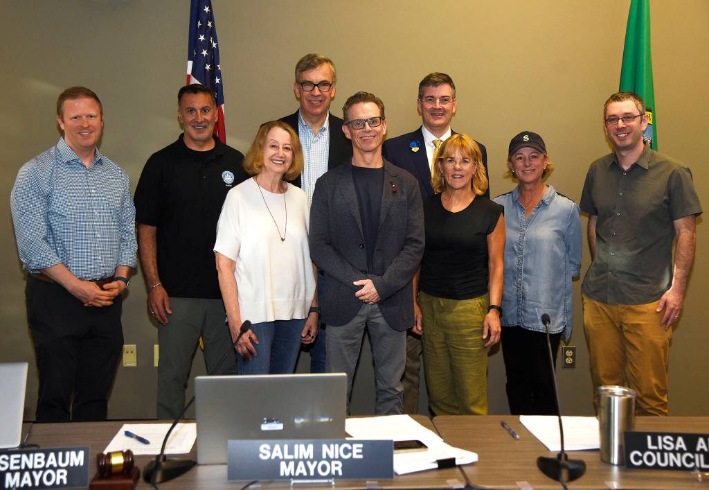 Mercer Island Community Fund members (bottom row, left to right) Barbara Potashnick, president Jackie Brown and Kristin Sugamele are joined by city council members Deputy Mayor David Rosenbaum, Mayor Salim Nice, Craig Reynolds, Ted Weinberg, Lisa Anderl and Daniel Becker. Photo courtesy of the city of Mercer Island
