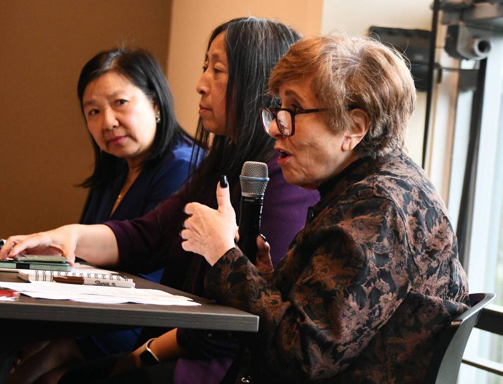 State Sen. Lisa Wellman of the 41st Legislative District, right, speaks at a town hall on Feb. 21 as Rep. My-Linh Thai (left) and Rep. Janice Zahn listen. The event took place at the Mercer Island Community and Event Center.