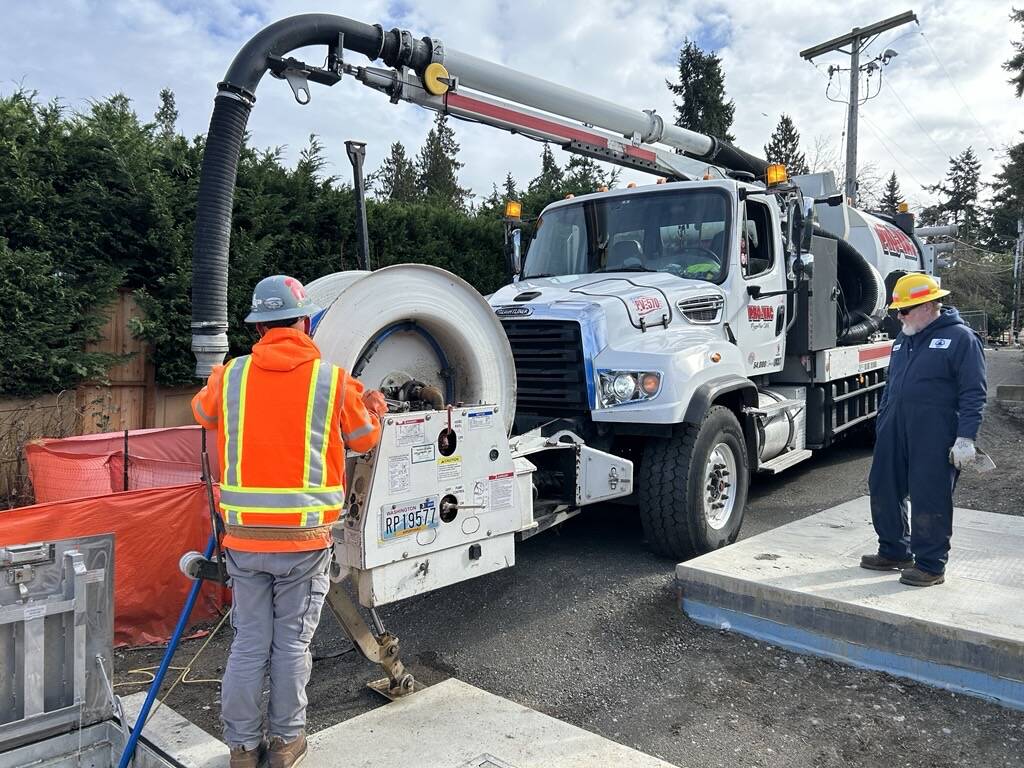 Workers utilize a vactor truck during the sewer lakeline blockage incident on Feb. 24. Photo courtesy of the city of Mercer Island